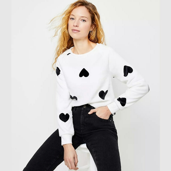 NWT Loft Faux Fur Heart Sweater - Picture 2 of 2